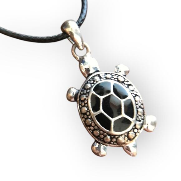 Sturdy black and silver turtle / tortoise upcycled pendant necklace - Picture 1 of 9